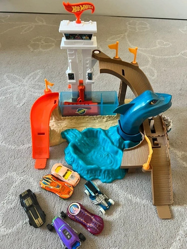 Hot wheels squalo - hot,